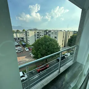 Amoblado Cerca A Metropolis , Bogotá Colombia