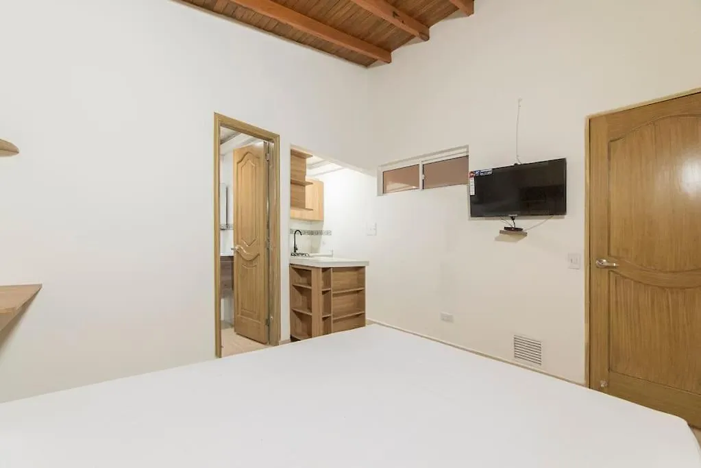 Medellin Minimal Apartment Pet Friendly 203